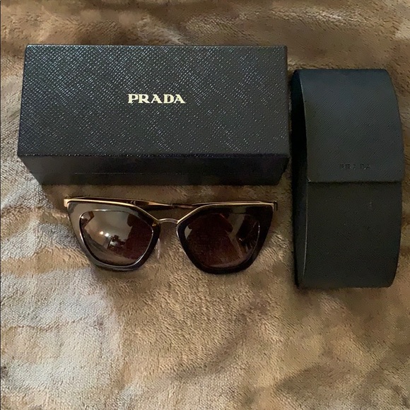 Prada Sunglass - Picture 1 of 5
